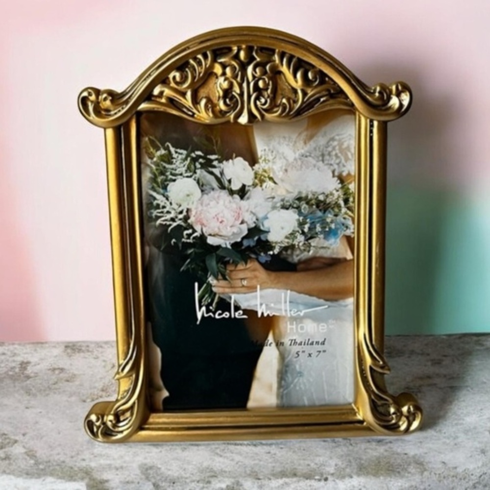Nicole Miller Elegant Gold ornate Picture Frame for 5x7” photo